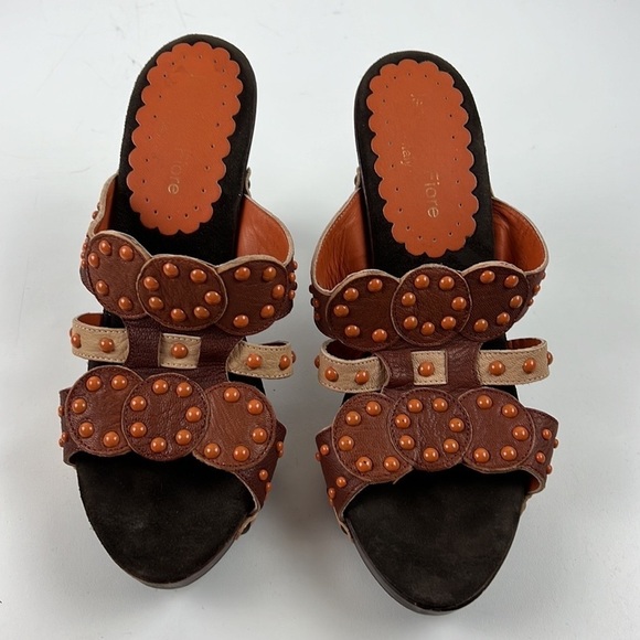 Isabella Fiore Women's Vintage 70's Slip On Embellished Mules size 7 - Picture 2 of 7